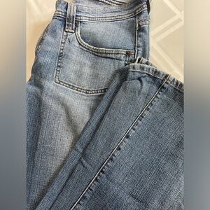 Levi’s light wash jeans